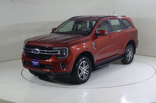 Ford Everest XLT EVR424 /AL TAYER MOTORS AL QOUZ SHOWROOM