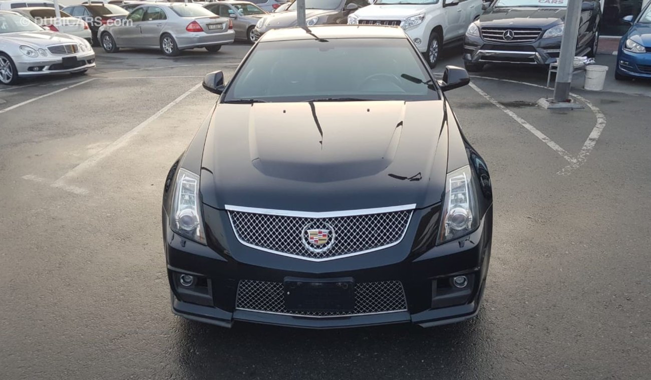 Cadillac CTS Caddillac CTS VS coupe 8 cylinder super charge model 2012  خليجي حاله ممتازه من الداخل والخارج فل مو