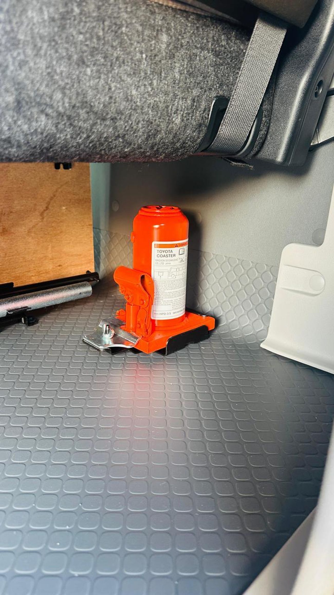 Toyota Coaster NEW TOYOTA COASTER 23SEATER 4.0L  DSL MANUAL 2025 MODEL