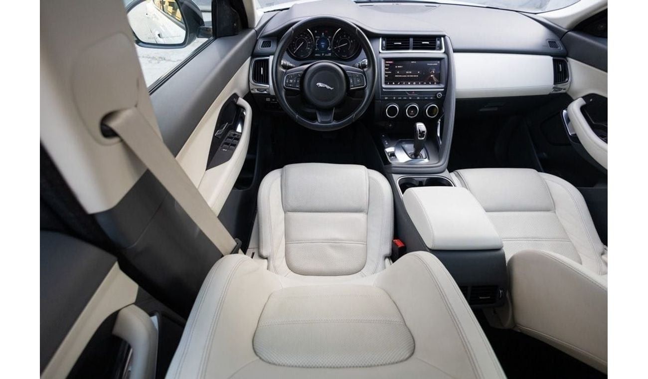 Jaguar E Pace SE P200 2.0L Jaguar E-pace P-200 S 2019 GCC under Warranty with Flexible Down-Payment.