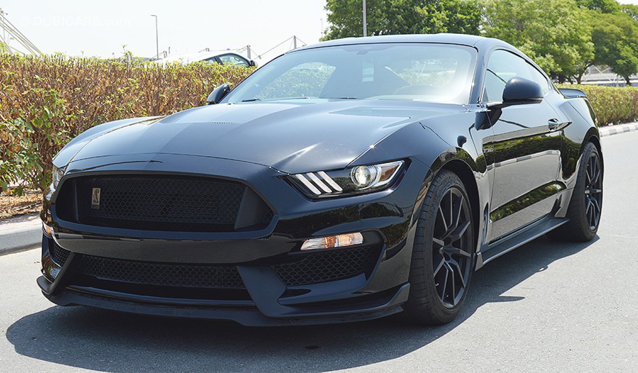 Ford Mustang Shelby GT350, 526hp, GCC Specs with Warranty and Service at Al Tayer Motors