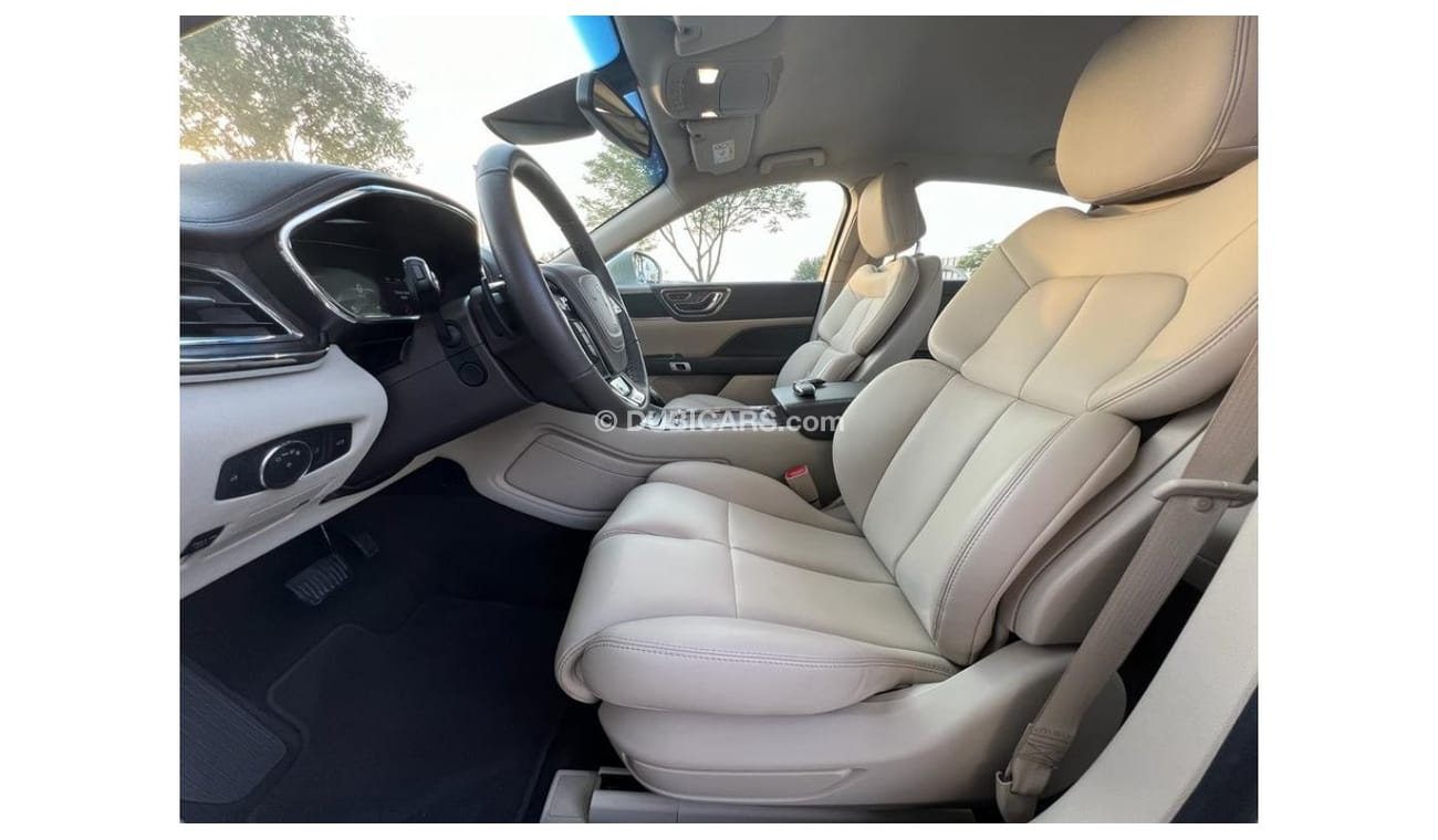 Lincoln Continental LINCOLN CONTINENTAL 2019 GCC UNDER WARANTY WITH SERVICE CONTRACT IN PERFECT CONDITION