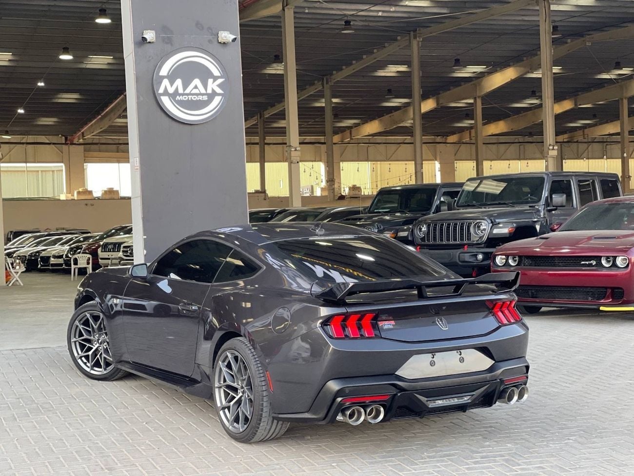 Ford Mustang GT / 5.0 V8 / DARK HORSE KIT / REMOT START / REMOT RAVE MATCH