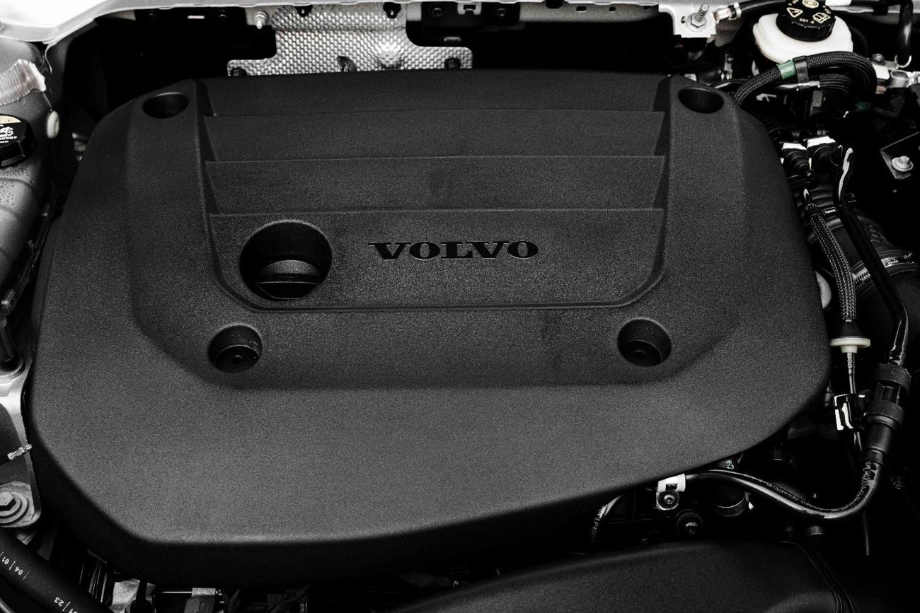 Volvo XC40 XC40 B3 | 2,546 P.M | 0% Downpayment | Immaculate Condition!