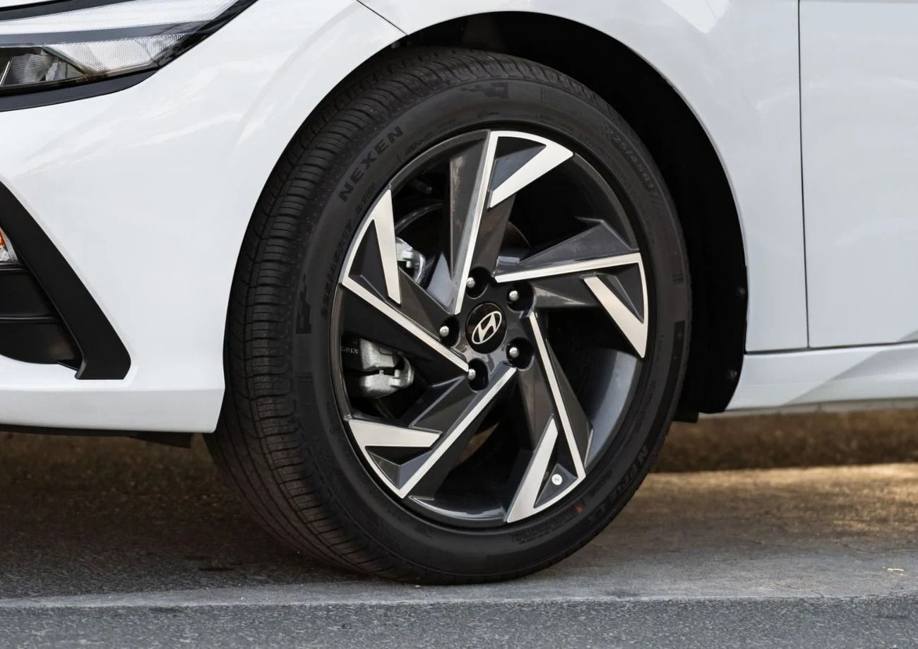 هيونداي إلانترا