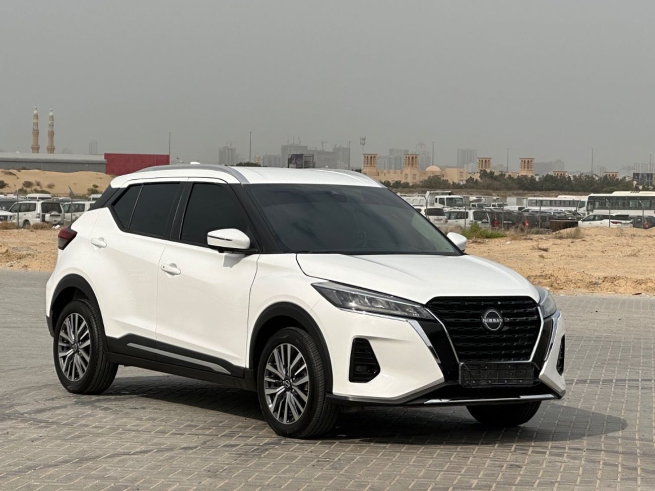 نيسان كيكس موديل 2024 حاله ممتازه من الداخل والخارج فل مواصفات بصمه