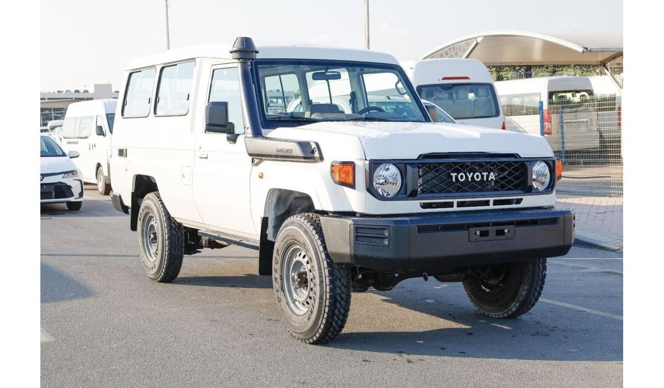 تويوتا لاند كروزر 70 TOYOTA LANDCRUISER 78 4.0L V6 PETROL 4WD STD E MANUAL