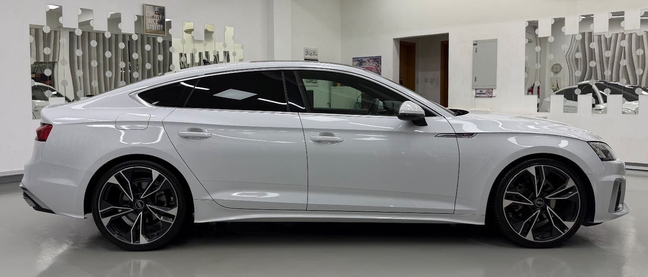 Audi A5 40 TFSI S Line 2.0L (187 HP)