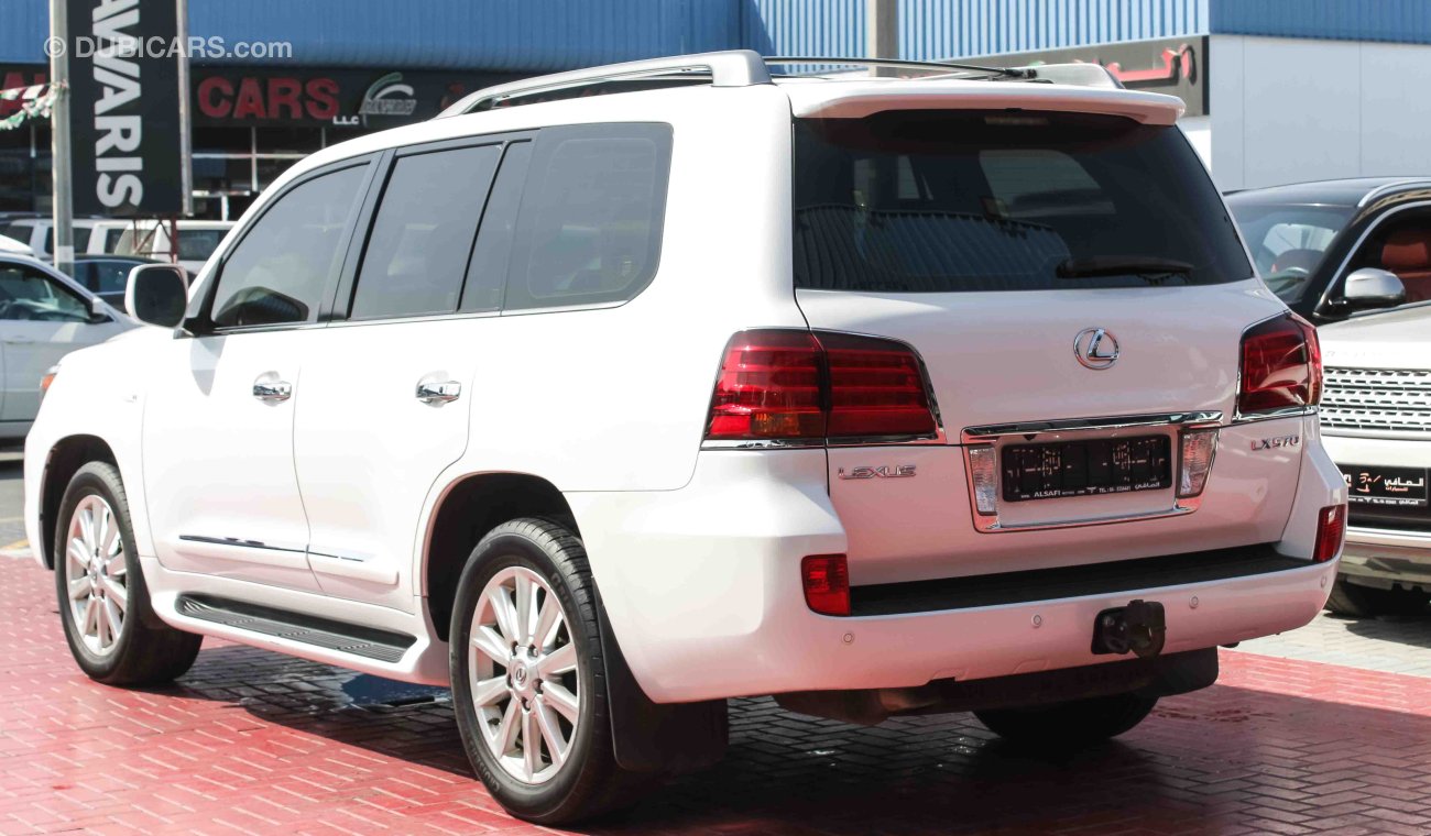 Lexus LX570