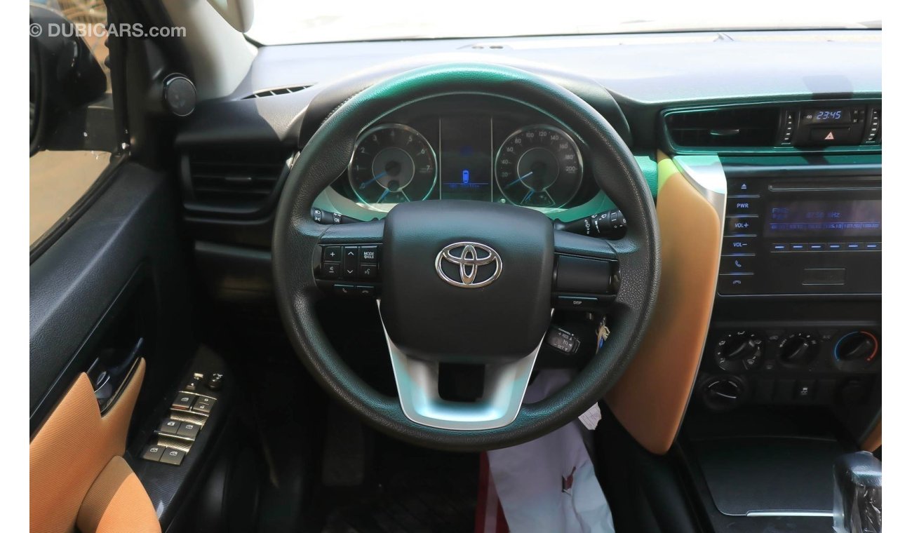 تويوتا فورتونر Pre-owned Toyota Fortuner for sale in Dubai. Black 2017 model,