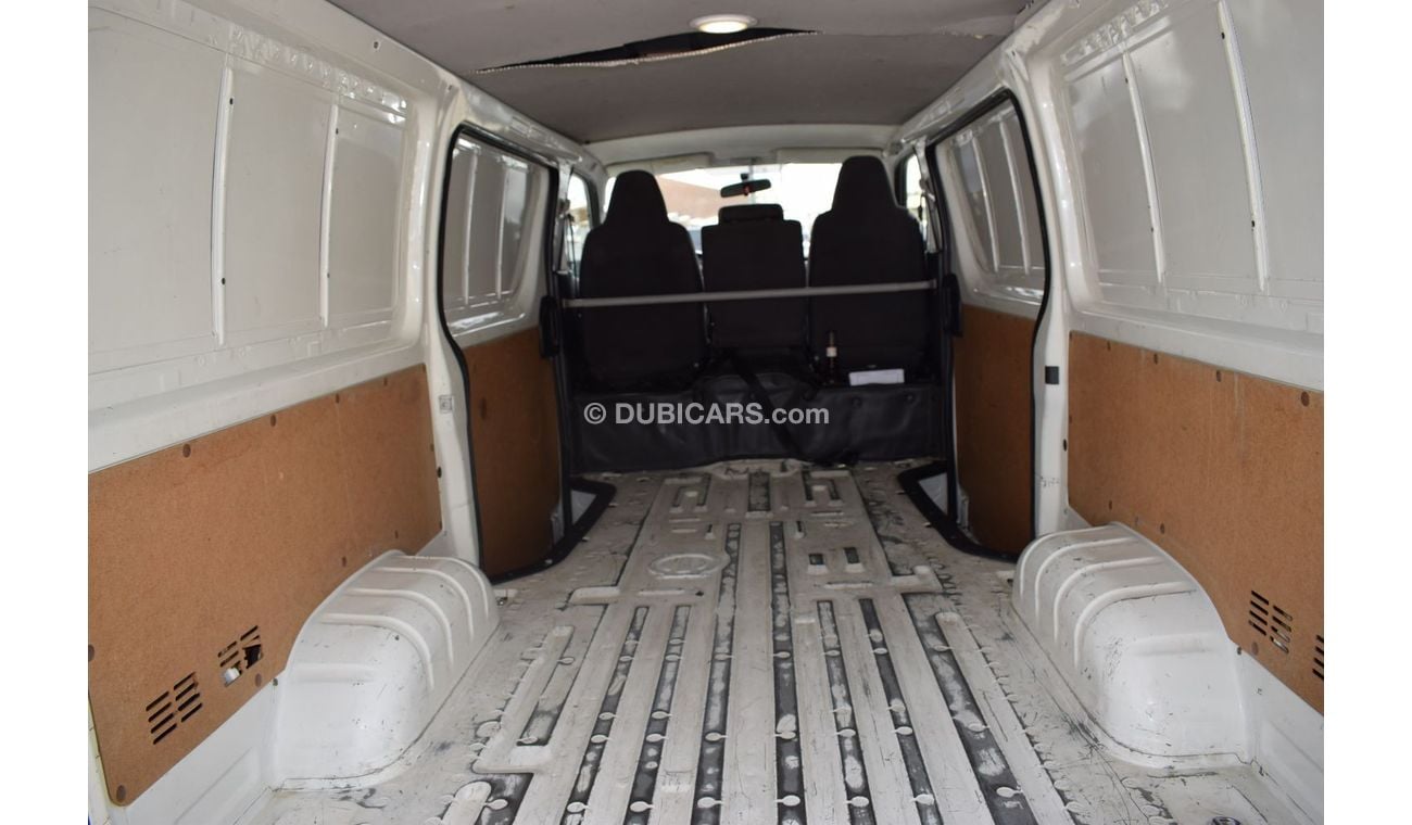 Toyota Hiace GL - Standard Roof Toyota Hiace Van, Model:2016. Excellent condition