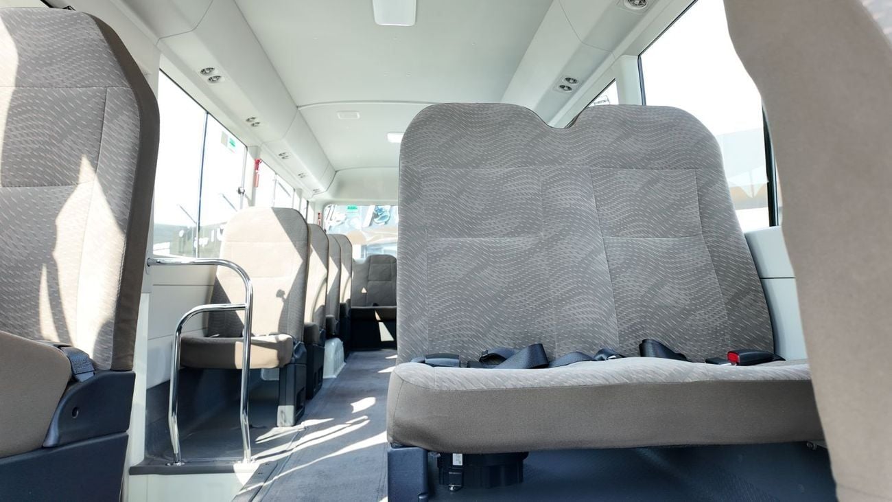 تويوتا كوستر 2026 Toyota Coaster High-Roof 23-Seaters 4.0L 4-Cyl Diesel M/T RWD