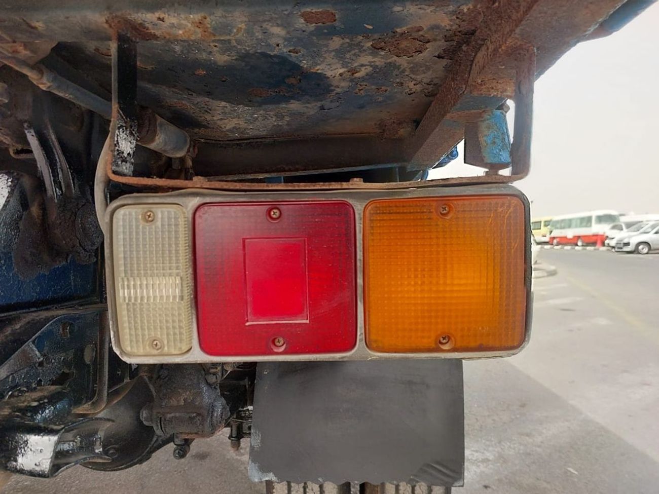 Mitsubishi Fuso Canter MITSUBISHI CANTER DUMPER TRUCK RHD 1987 MODEL 3.5 L DIESEL MANUAL(PM10095)