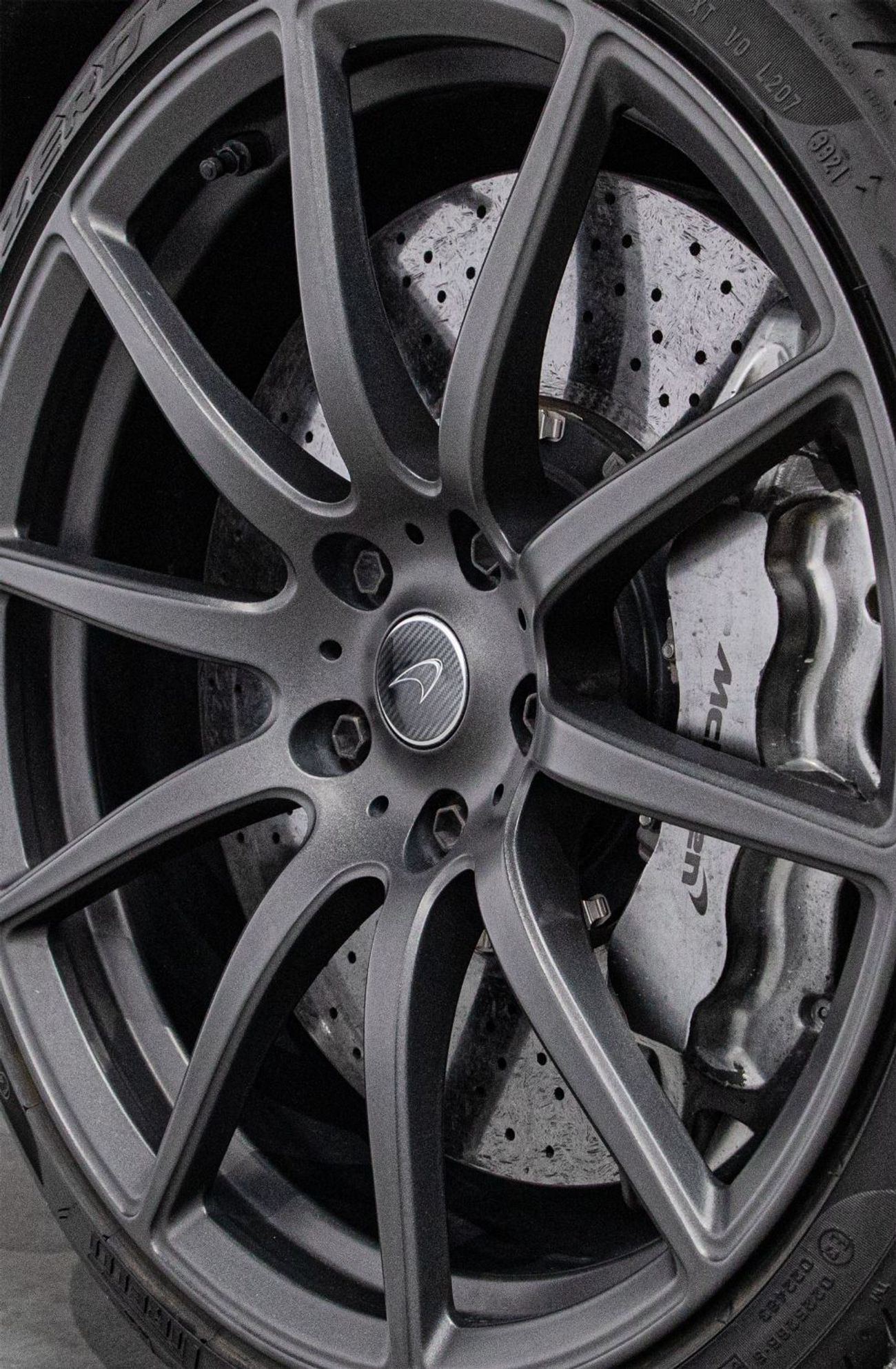 مكلارين MP4-12C