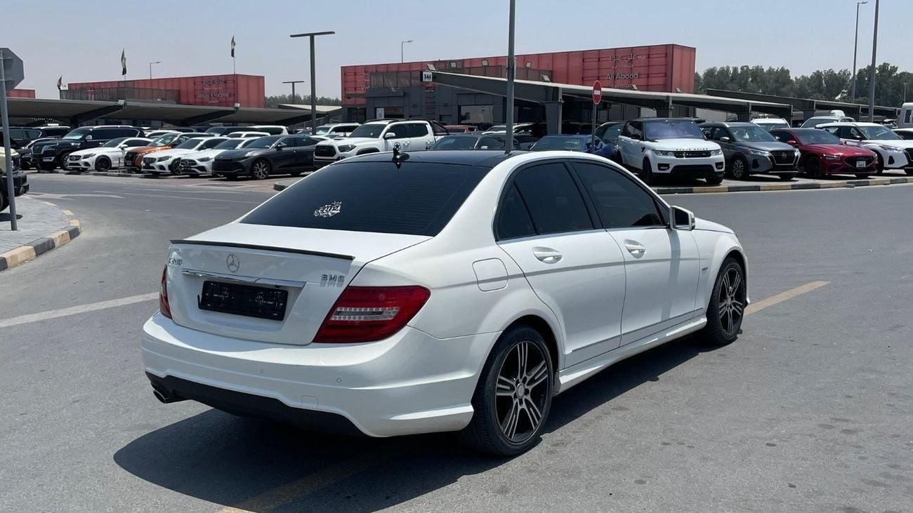 مرسيدس بنز C 200 AMG GCC, Full Option