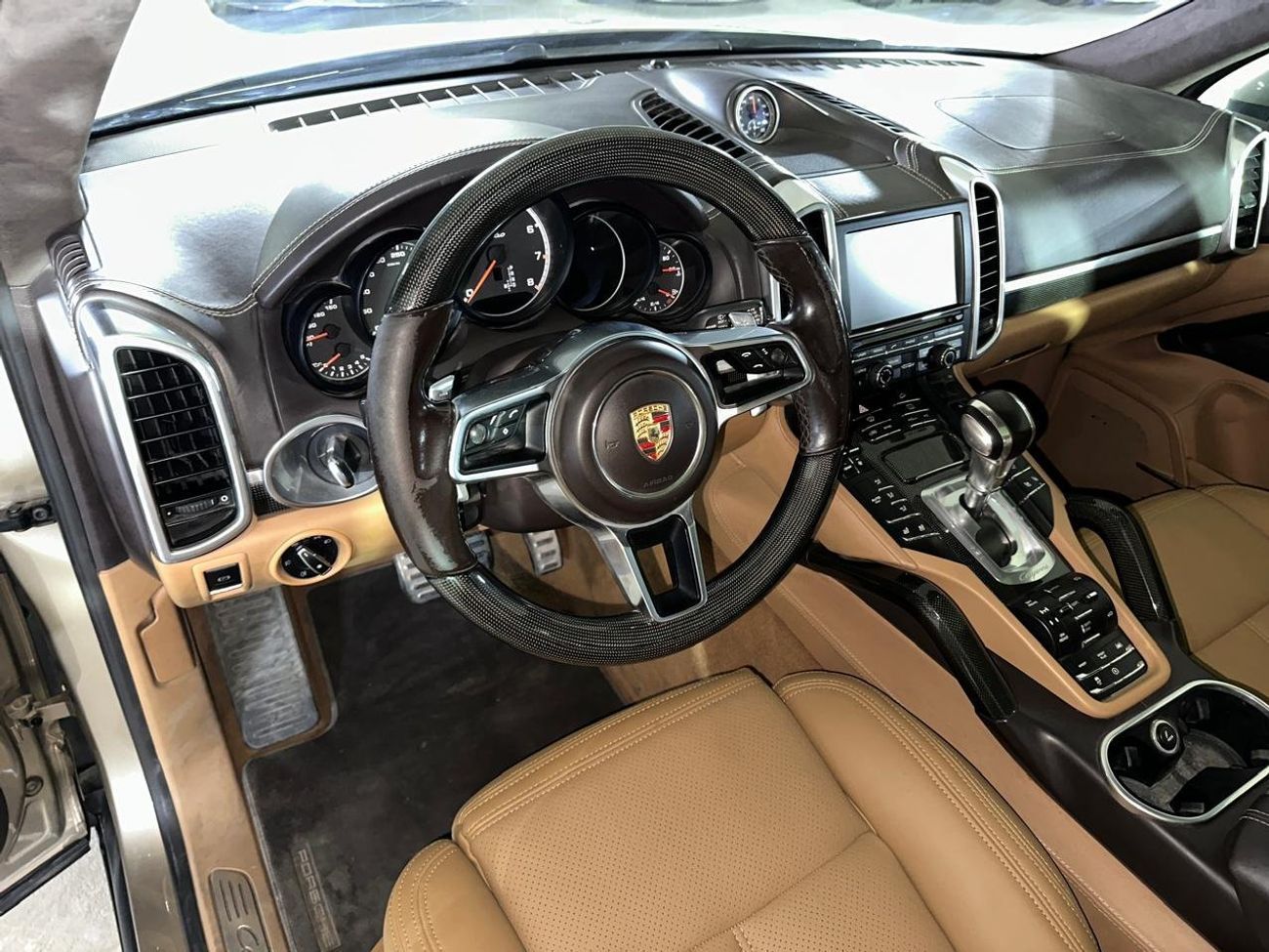 بورش كايان Turbo 4.8L (520 HP) 2015 | LED PDLS HEADLIGHTS | 21 INCH ALLOY WHEELS | PANORAMIC ROOF | FULLY LOADE