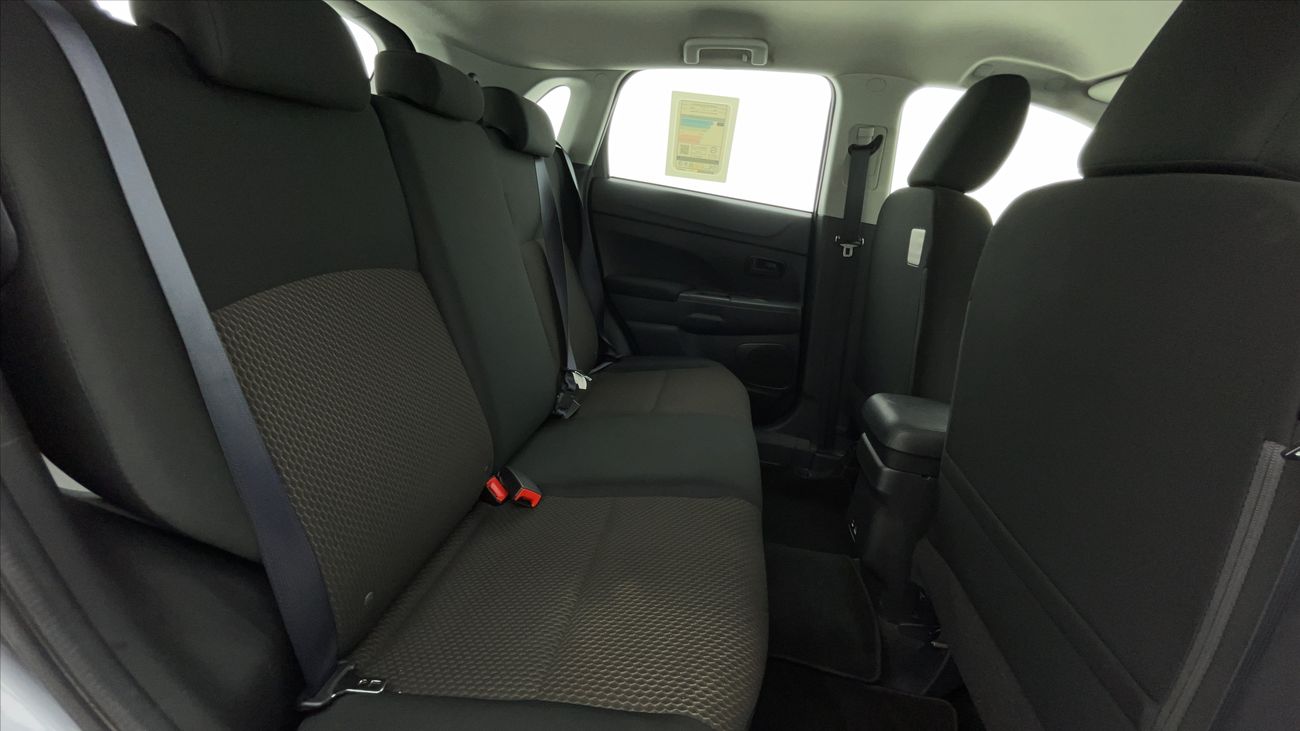 ميتسوبيشي ASX GLX LOWLINE CAMERA+ SENSOR 2 | بدون دفعة مقدمة | اختبار القيادة في المنزل