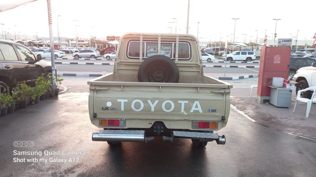 تويوتا لاند كروزر بيك آب TOYOTA LAND CRUISER PICKUP DOUBLE CABIN engine 4.0 V6 4x4 manual clean car without accident very goo