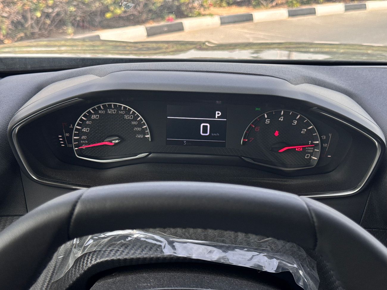 Peugeot 2008 Active 2025 GCC 1.2L CUV FWD Brand New 0Km