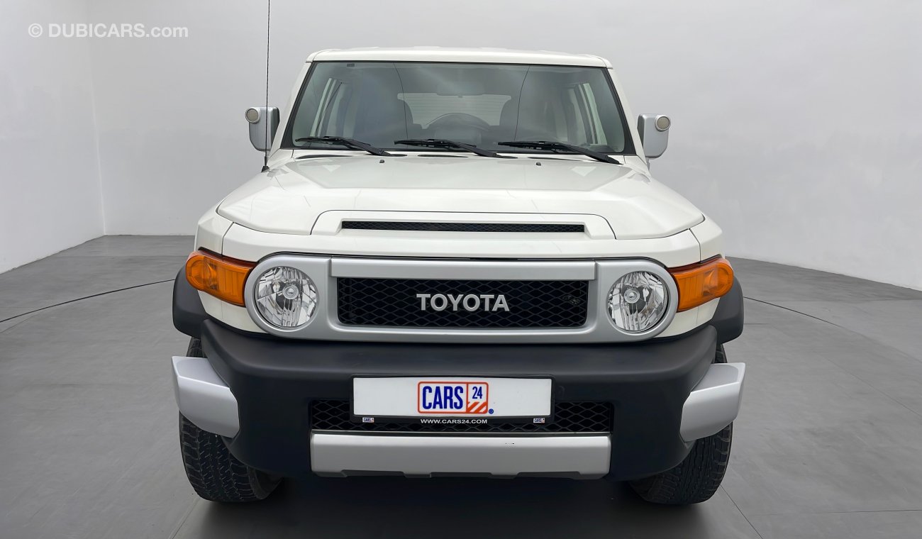 Toyota FJ Cruiser GXR 4 | Under Warranty | Inspected on 150+ parameters