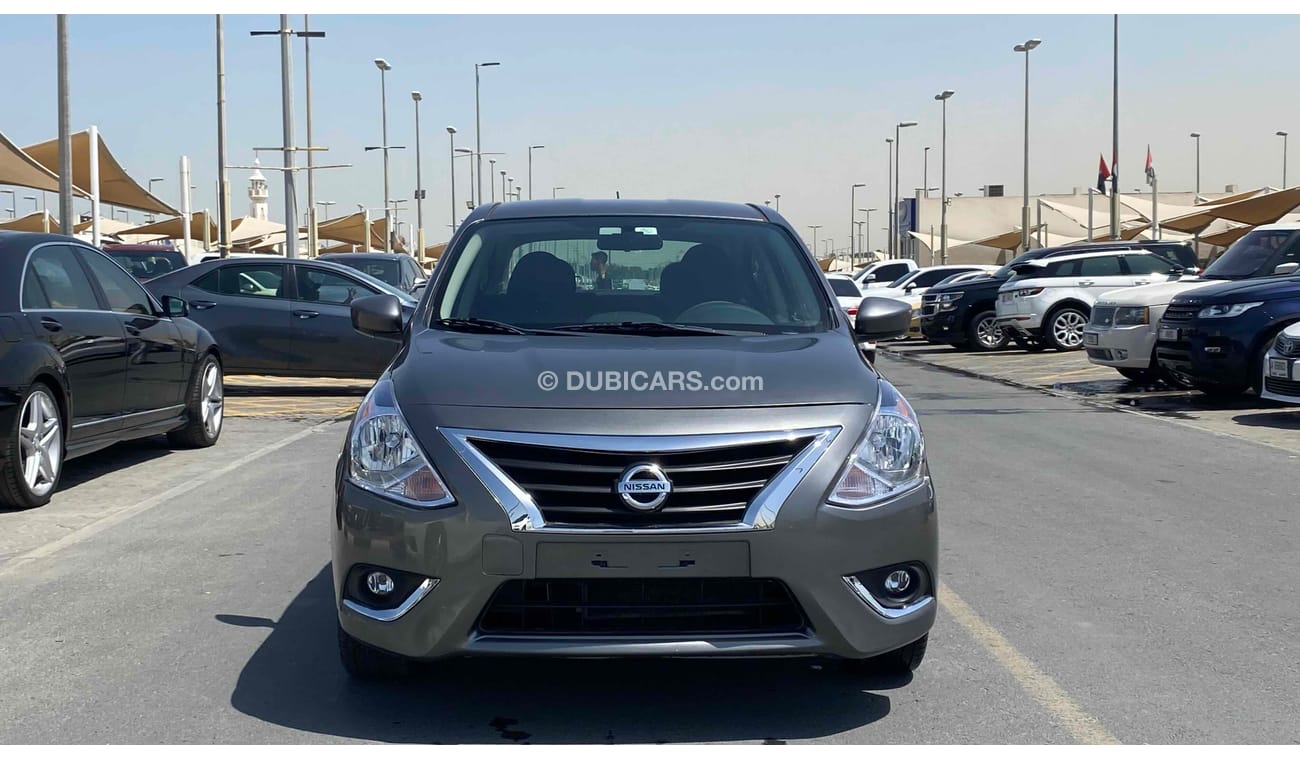Nissan Versa S 1.6L. V4