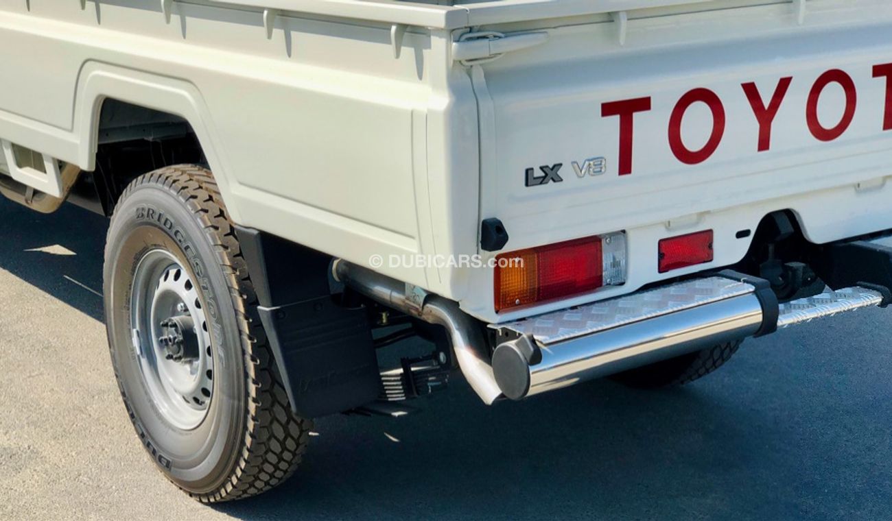 Toyota Land Cruiser Pick Up 4.5L DIESEL V8 2023