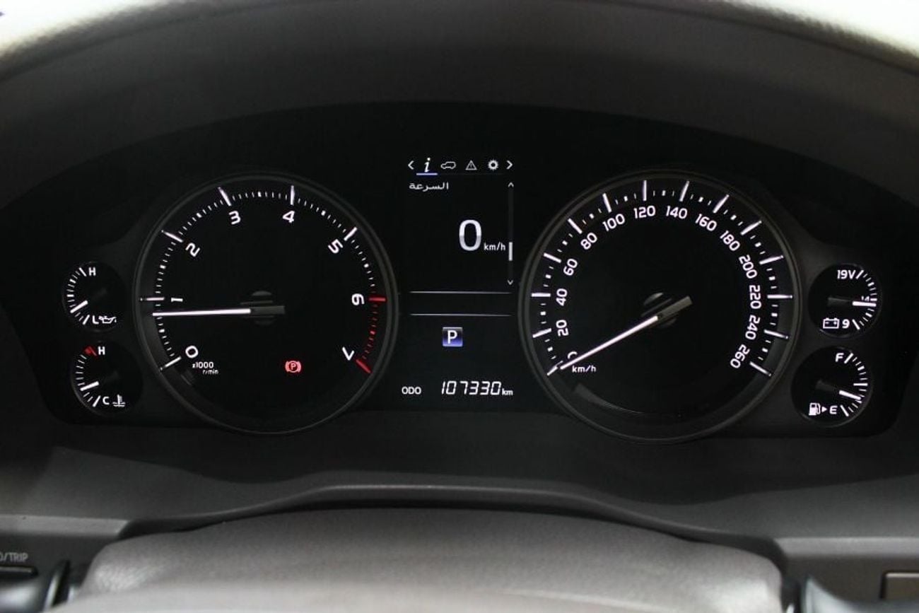Toyota Land Cruiser STD EXR 5.7L 4WD V8,GCC