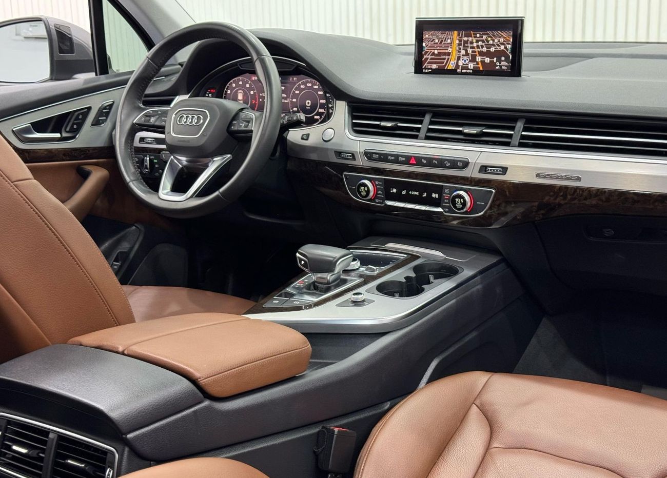 Audi Q7 55 TFSI quattro 3.0L 2019 Audi Q7 55TFSI Quattro, Warranty, Full Audi Service History, 7 Seater, GCC