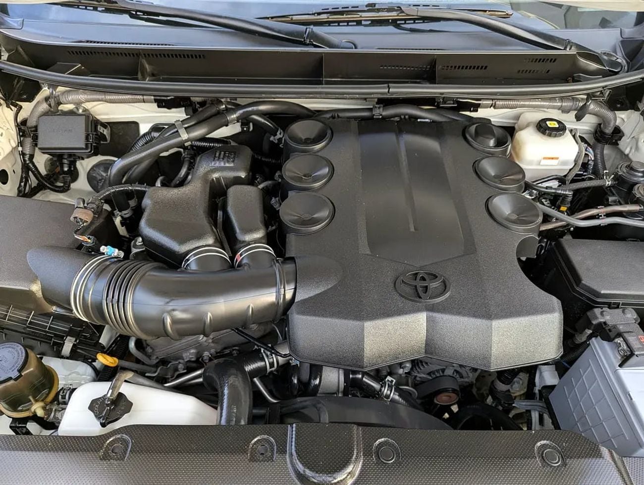 Toyota Prado EXR V6 4.0L GCC Specs | Excellent Condition | Powerful 4WD SUV