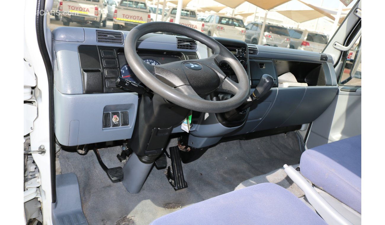 Mitsubishi Fuso Canter INSULATED BOX WITH TAIL LIFT