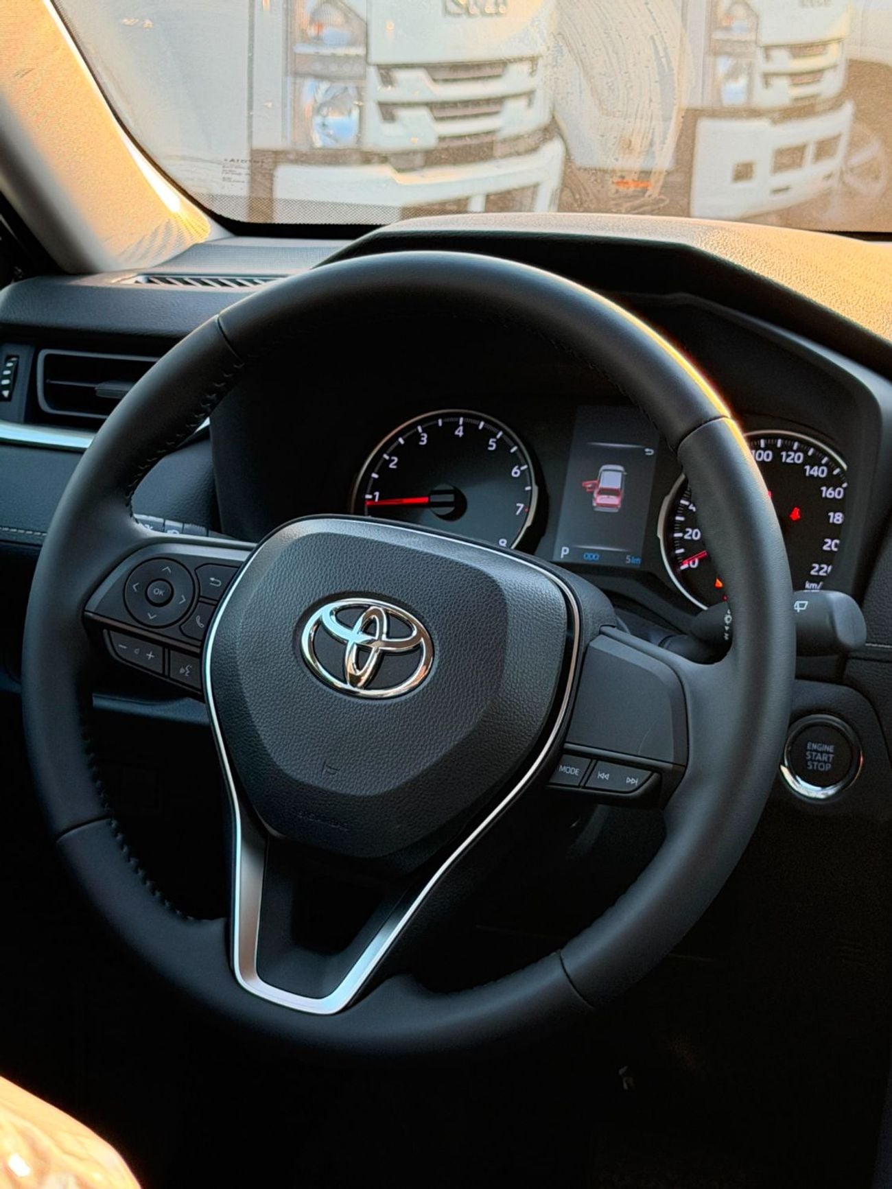 Toyota RAV4 XLE PETROL A/T