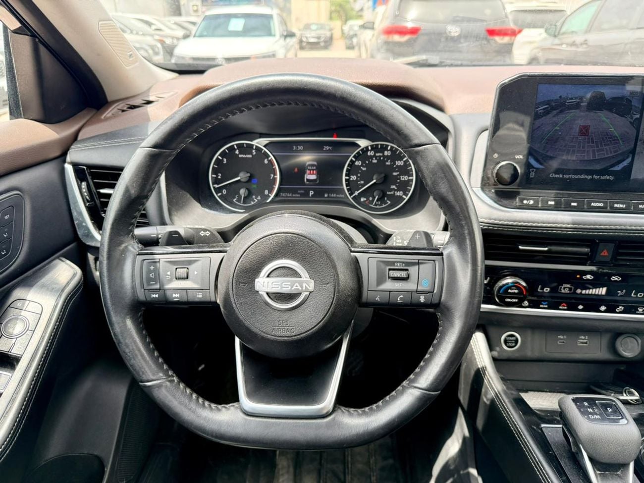 Nissan Rogue PLATINUM (NON GCC) 2023 Nissan Rogue SL Black Full Option  360 cam 4x4 5 leather seats Panorama roof
