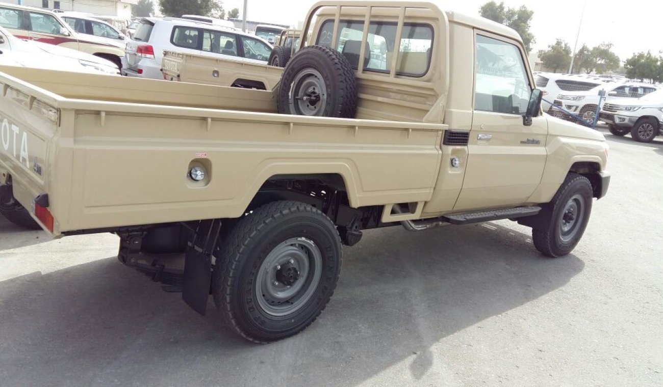 Toyota Land Cruiser Pick Up