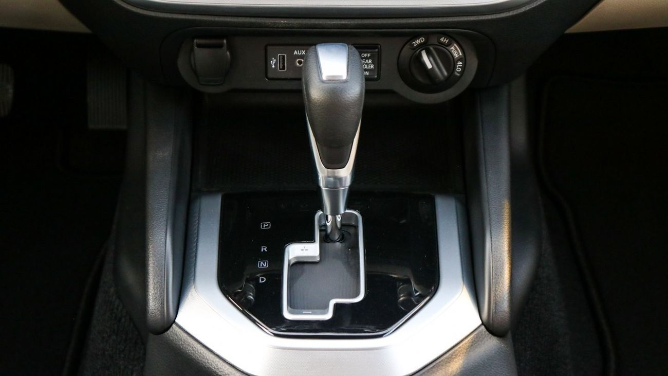 Nissan XTerra Nissan Xterra SE , V4 - L2.5 , 2021 Model ,  0 km , Warranty from Al Rostamani Motors