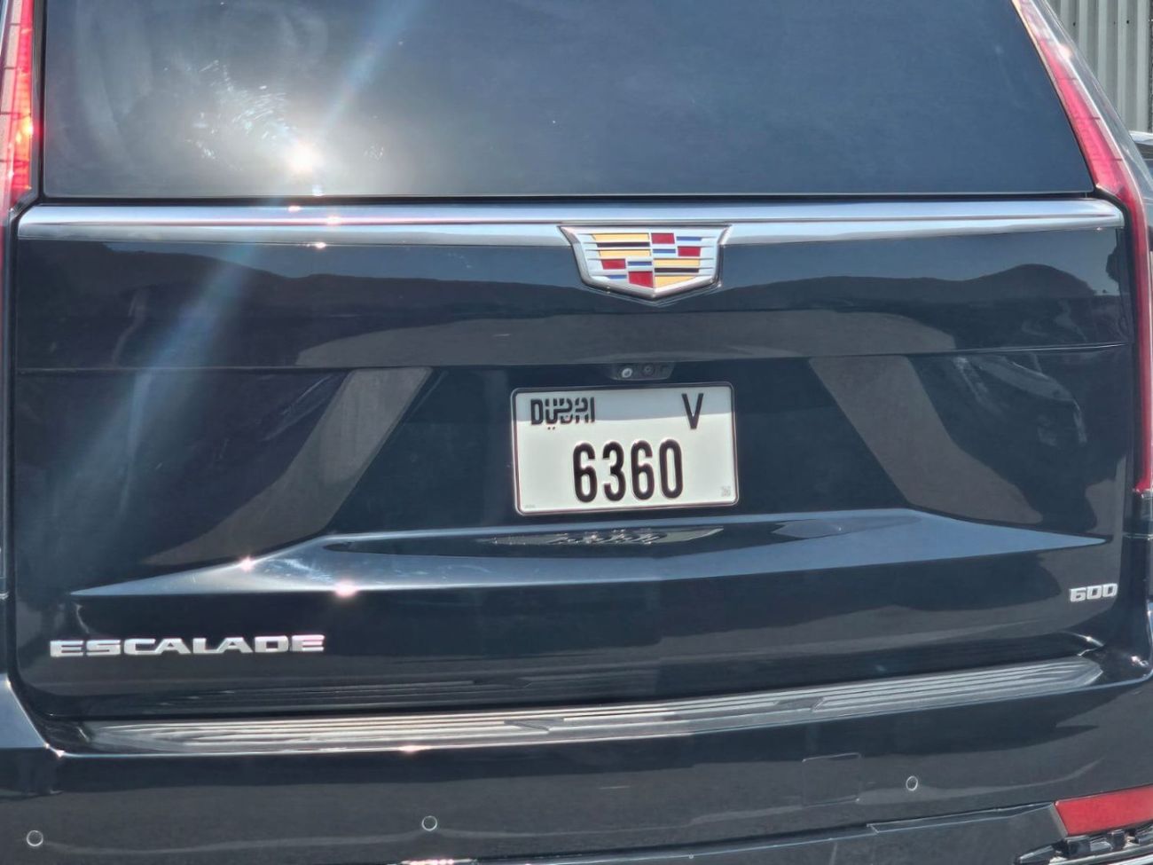 Cadillac Escalade Premium Luxury Platinum 6.2L 4WD