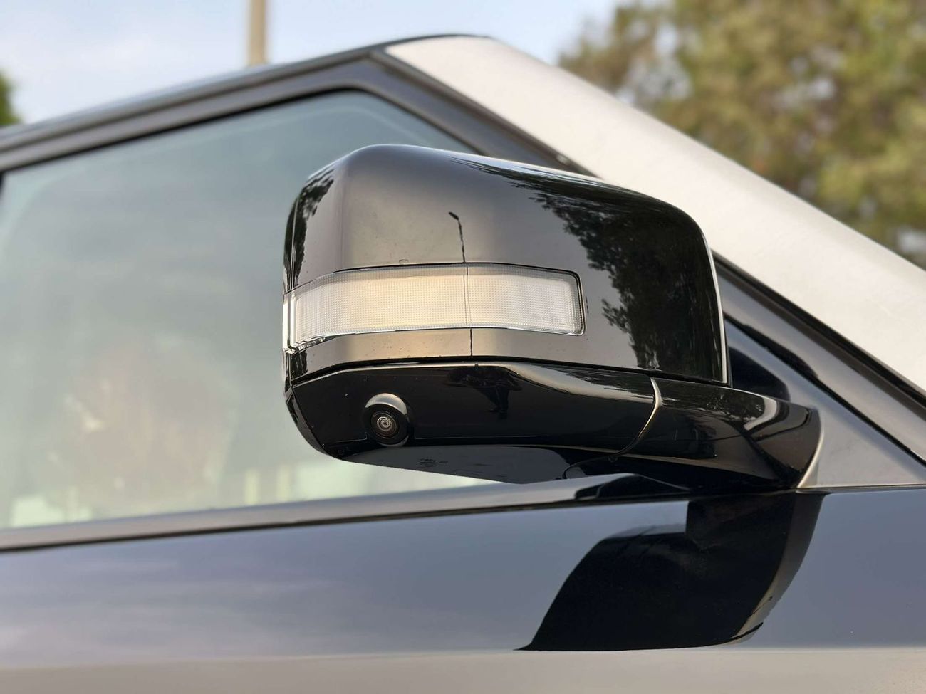 ROX 01 ROX 01 7 SEATS HYBRID Black/Orange | Long range 2025