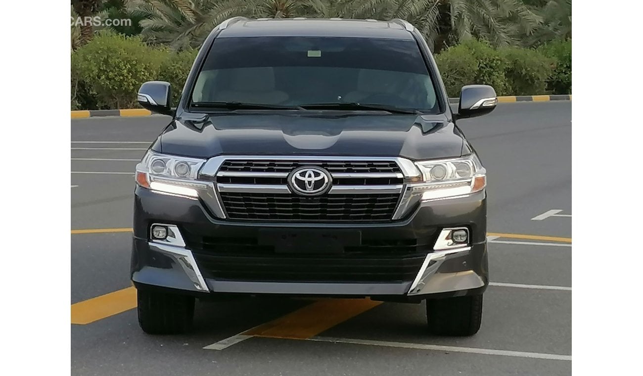 Toyota Land Cruiser Toyota land cruiser VXR 2008 Convert 2021