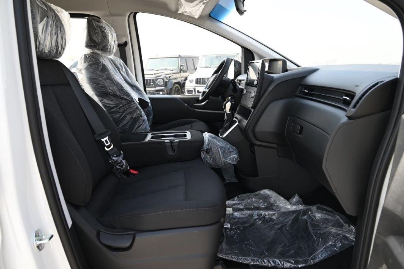 Hyundai Staria Comfort 3.5L (9 Seater) SMARTSTREAM GASOLINE 3.5 MPI FWD 9-SEATER 8 SPEED AUTOMATIC TRANSMISSION