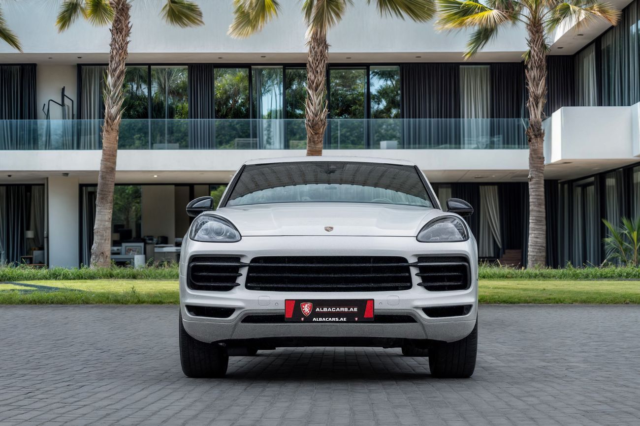 Porsche Cayenne Cayenne E-Hybrid | 3,428 P.M | 0% Downpayment | Immaculate Condition!