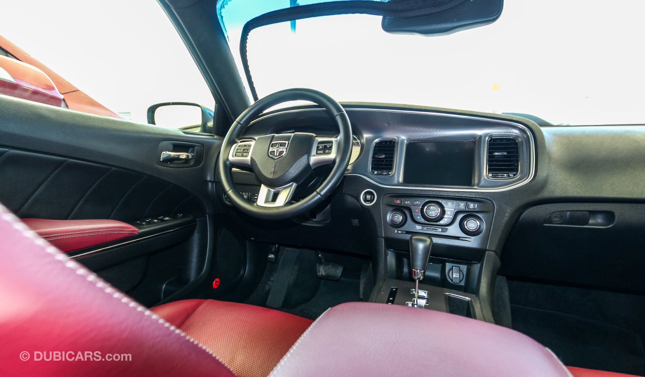 Dodge Charger SRT 5.7L