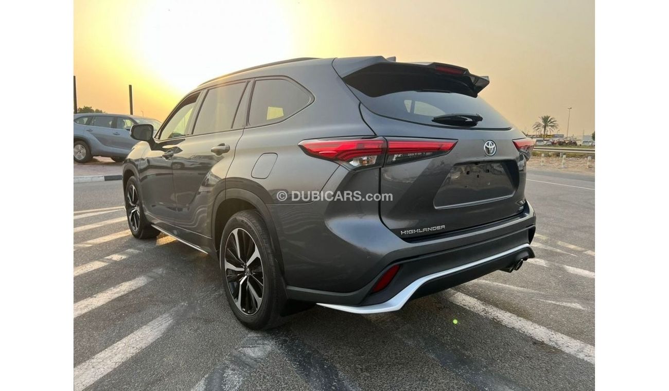 Toyota Highlander 2021 TOYOTA HIGHLANDER XSE  3.5L V6 / EXPORT ONLY