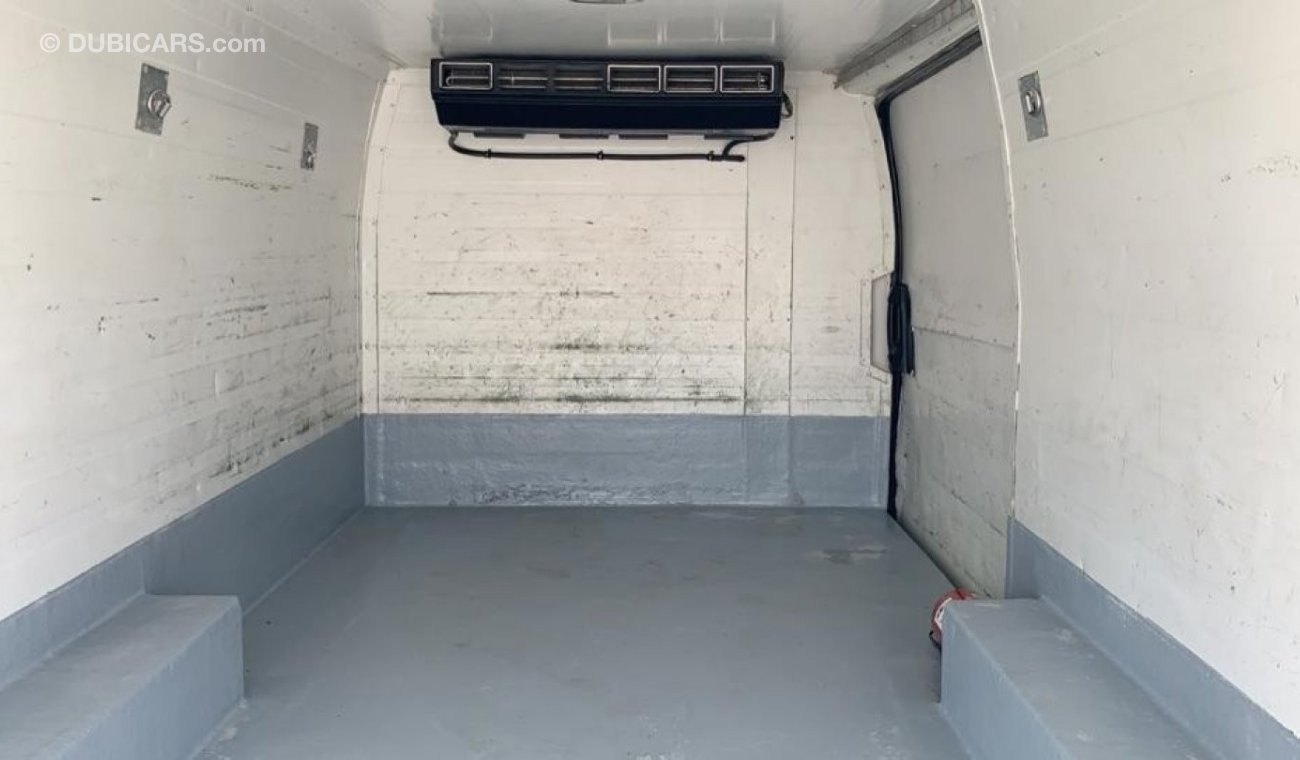 Toyota Hiace 2015 Van with Chiller Ref#335