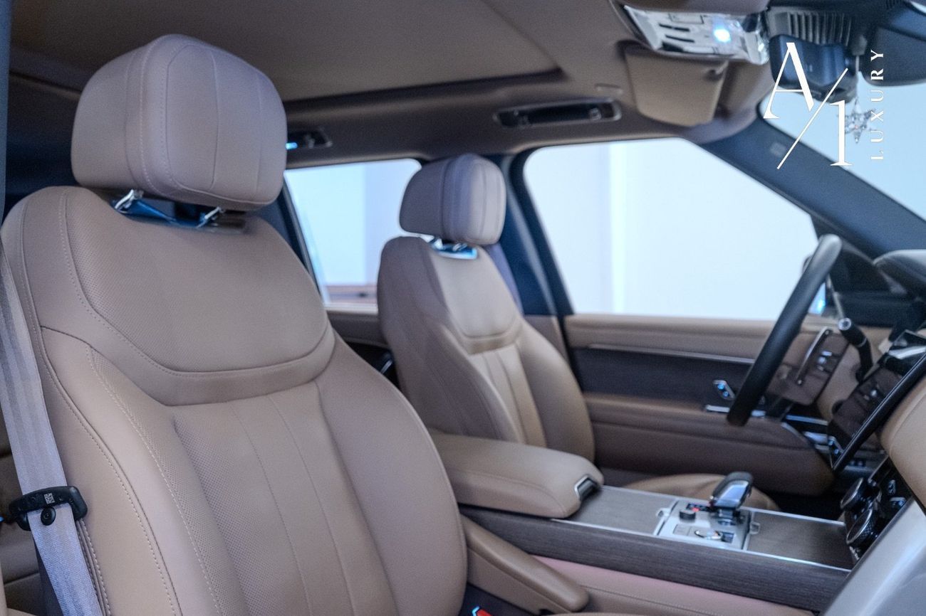 لاند روفر رينج روفر 2023 Range Rover P530, Warranty,Service Contract, GCC Spec,Full Service History, Excellent Condition