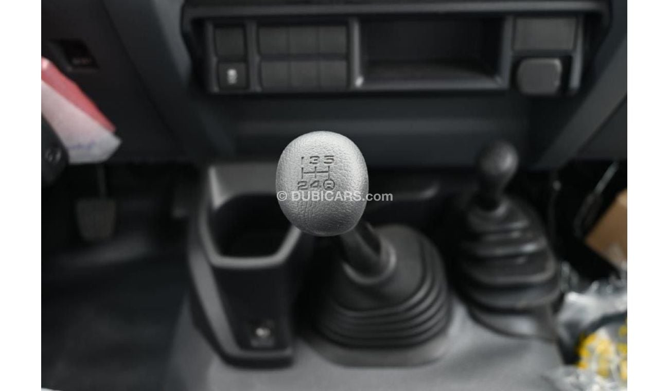 Toyota Land Cruiser Pick Up Double Cab V8 4.5L Diesel MT with Front / Rear Diff Lock, Black Wheels, Winch
