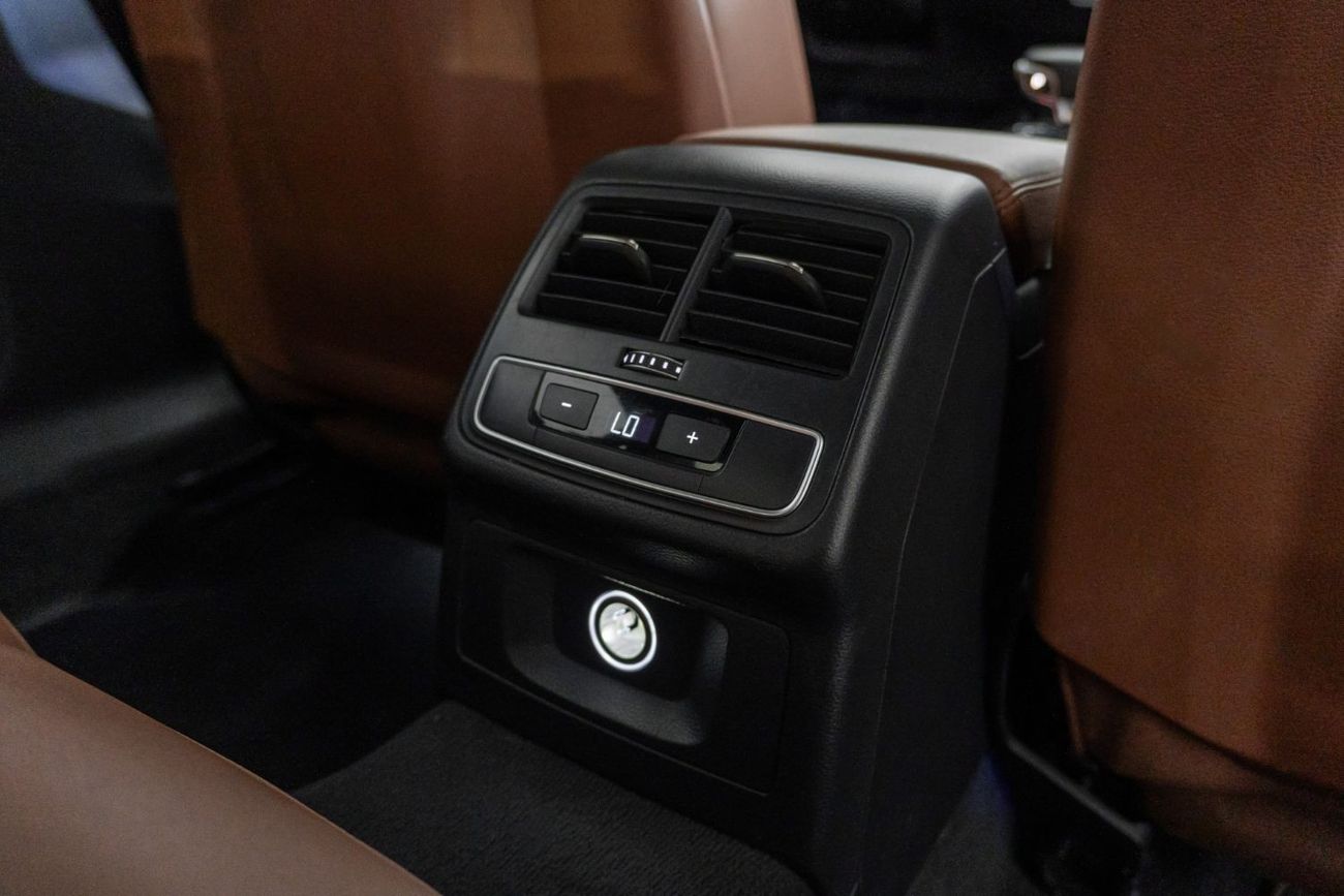 Audi A4 35 TFSI S Line