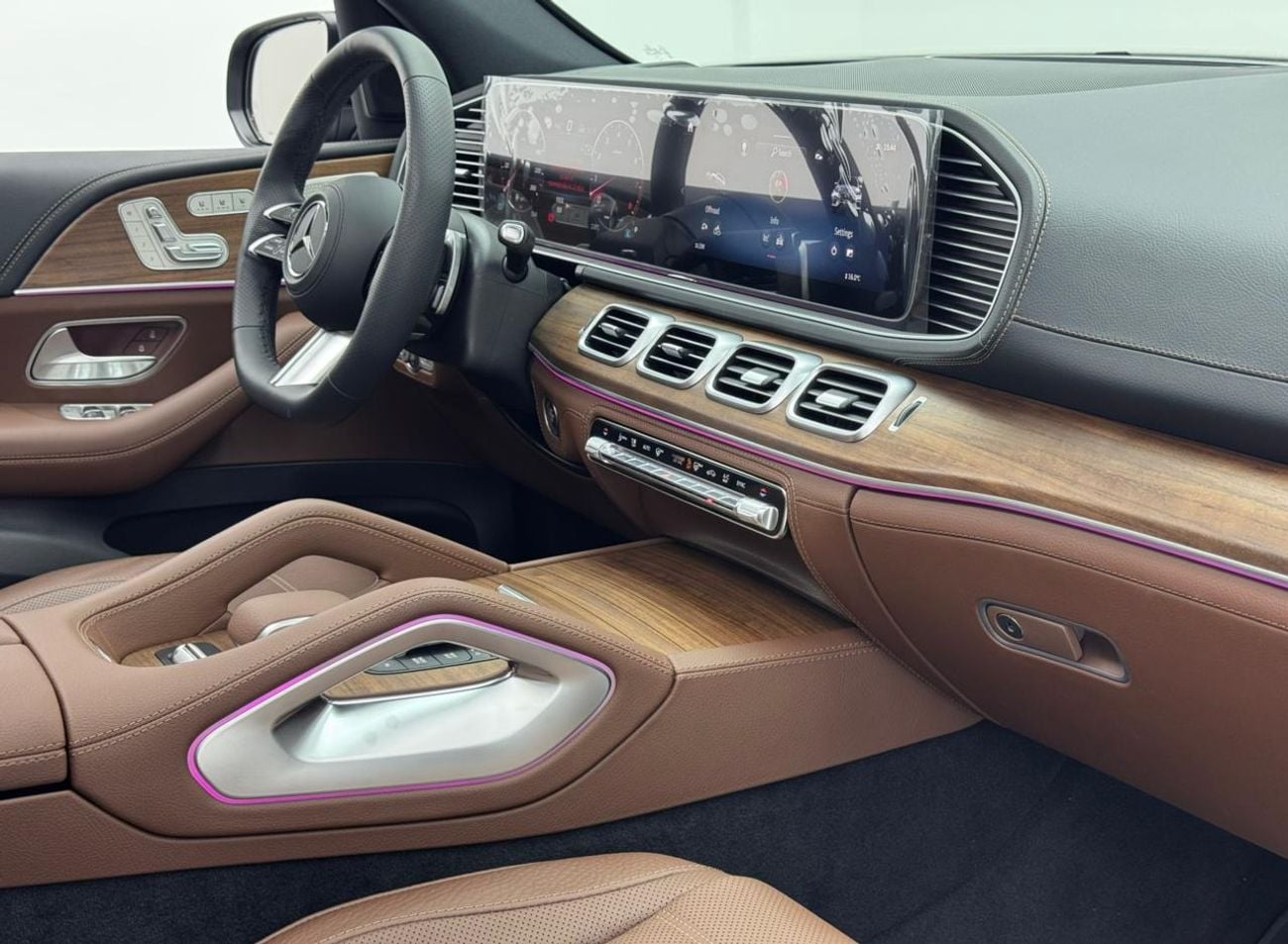 Mercedes-Benz GLS 450 2025 Mercedes-Benz GLS450 4MATIC, Mercedes Warranty, Brand New, 7 Seater, GCC