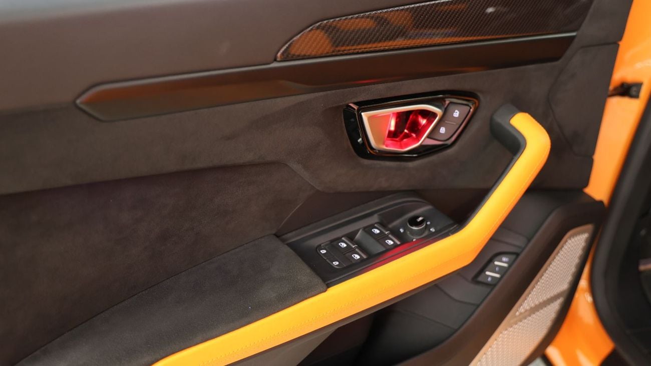 Lamborghini Urus Lamborghini Urus Keyvany 2021 - Full Carbon Loaded
