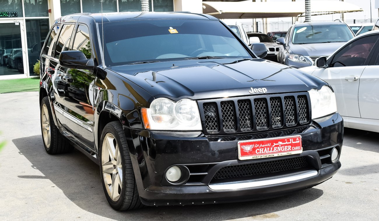 Jeep Grand Cherokee SRT8 / 6.1