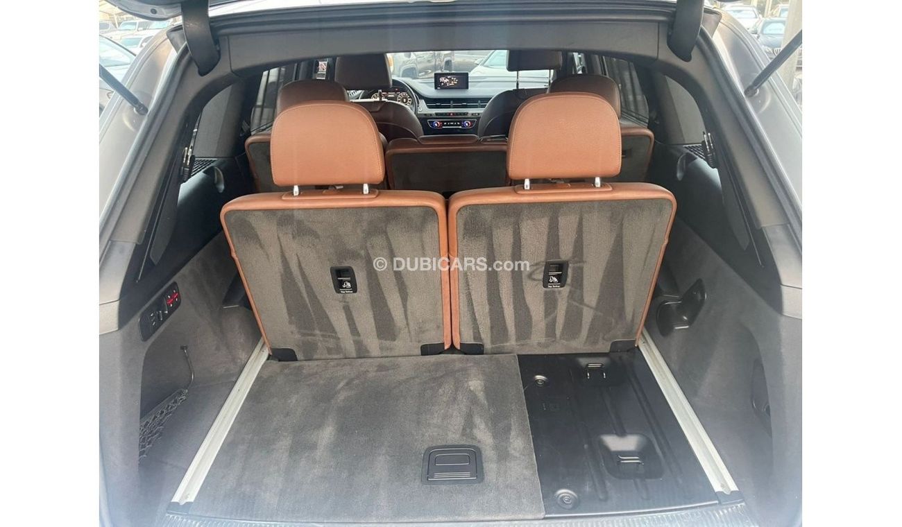 Audi Q7 45 TFSI quattro Luxury Plus Audi Q7 TFSI QUATTRO 45 SLINE _GCC_2016_Excellent Condition _Full option