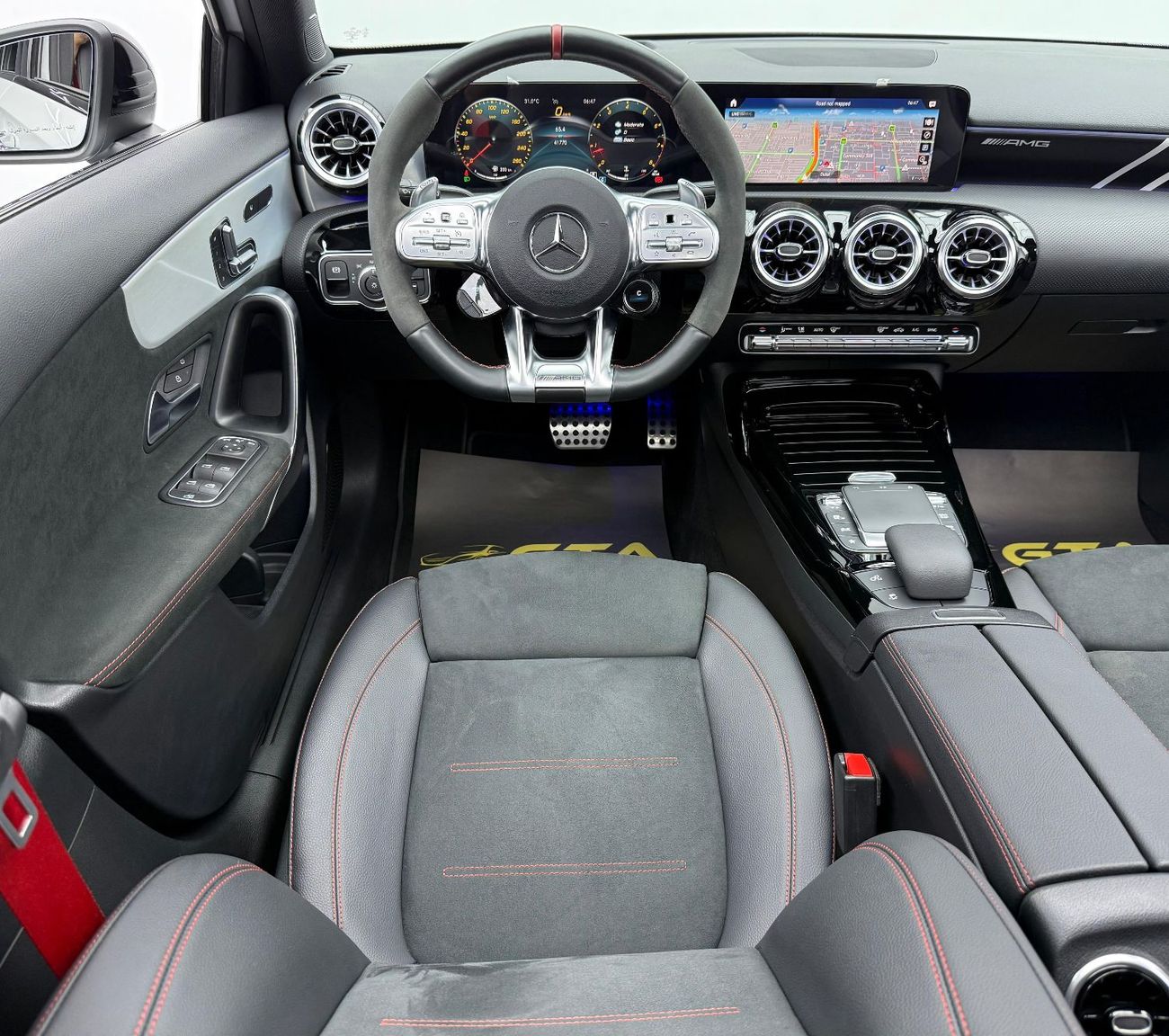 Mercedes-Benz A 35 AMG 4MATIC Hatchback 2023 Mercedes Benz A 35 Aerodynamic Pack, 2028 Warranty + Service Pack, Excellent C